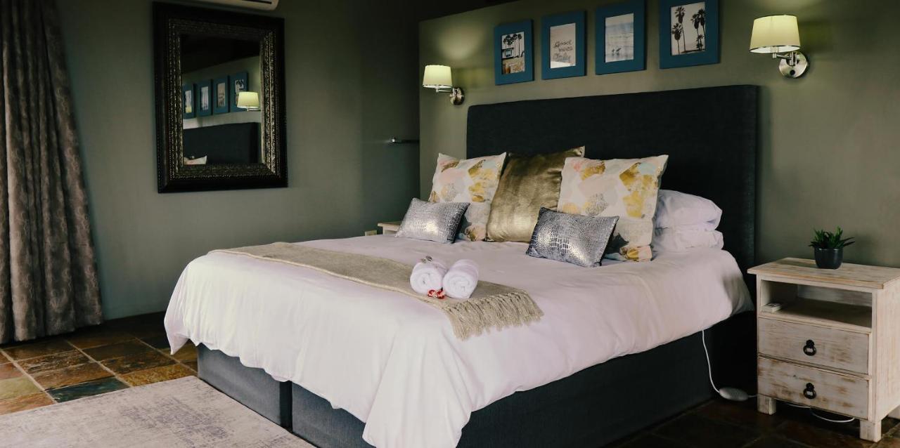 Sea Whisper Self Catering Apartment Jeffreys Bay Exterior photo