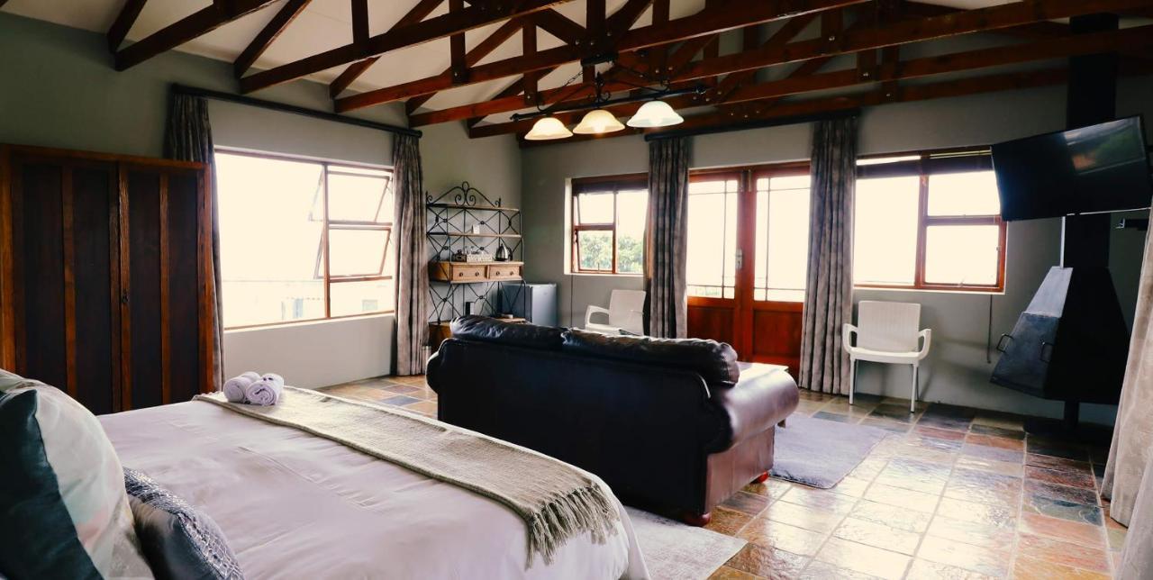 Sea Whisper Self Catering Apartment Jeffreys Bay Exterior photo