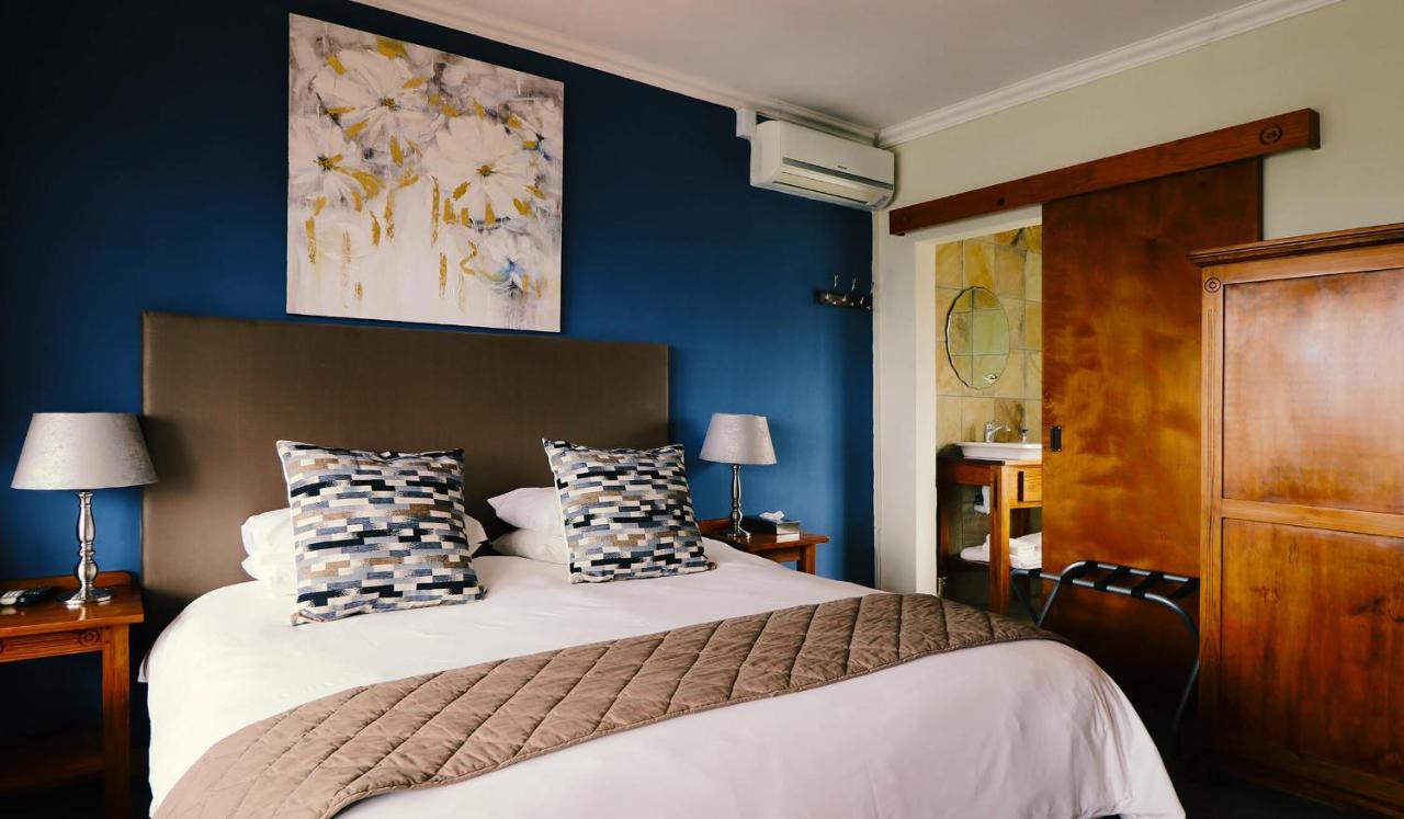 Sea Whisper Self Catering Apartment Jeffreys Bay Exterior photo
