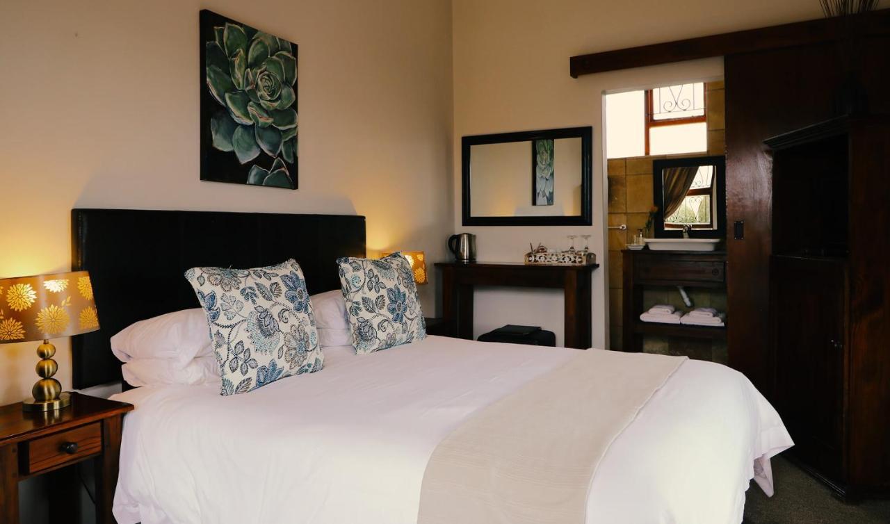 Sea Whisper Self Catering Apartment Jeffreys Bay Exterior photo
