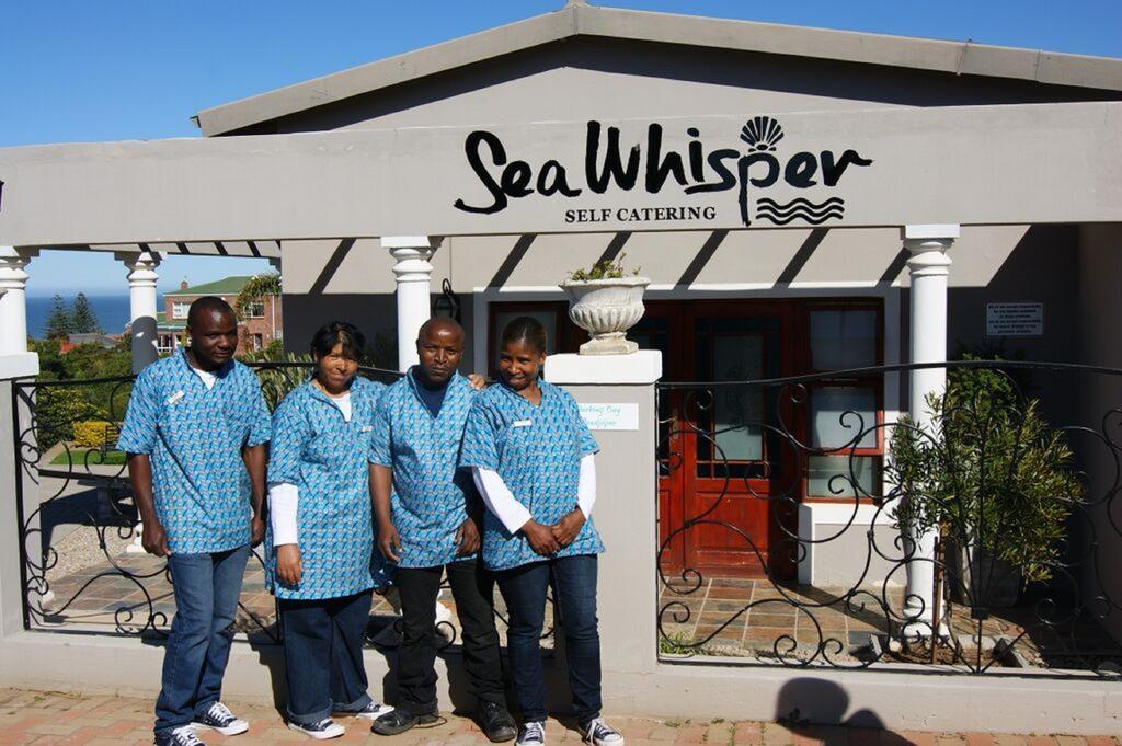 Sea Whisper Self Catering Apartment Jeffreys Bay Exterior photo
